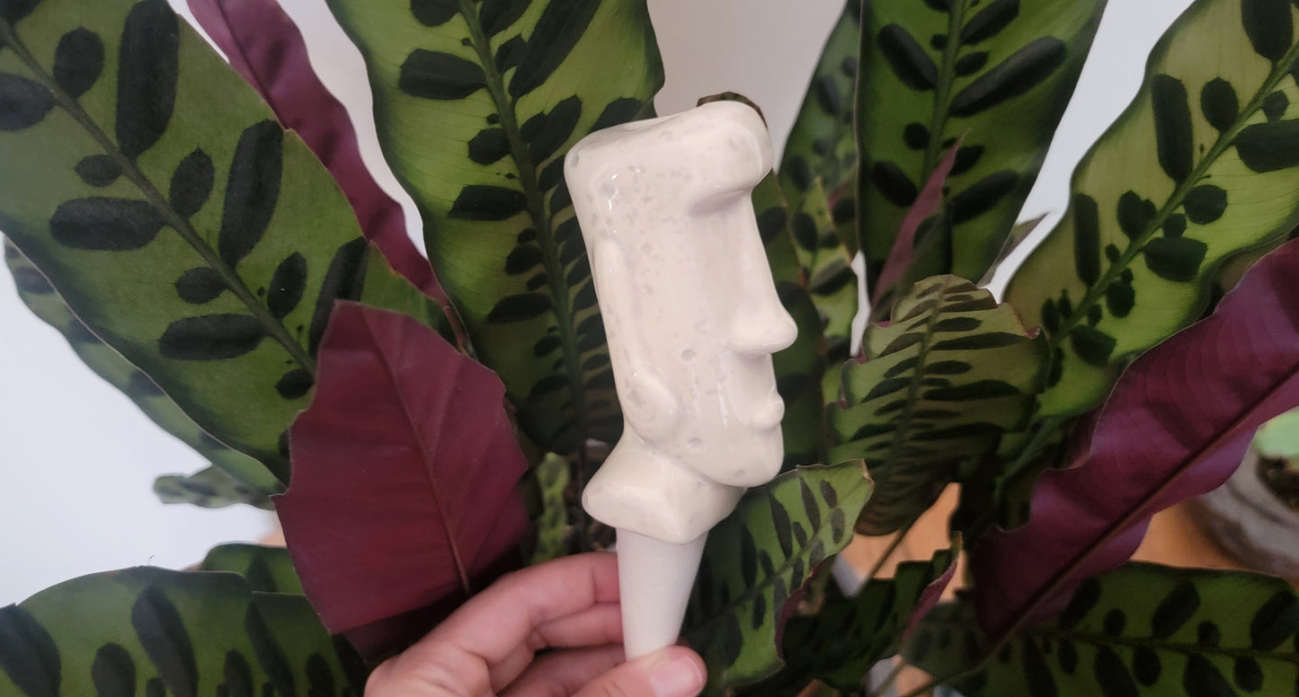 Moai Watering Spike